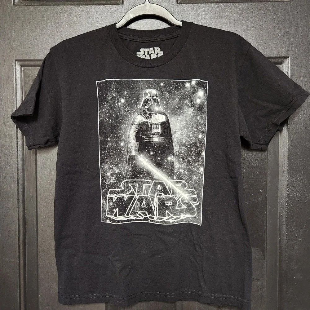 Star Wars T-Shirt Boys Medium Black Darth Vader Light Saber Movie Tee Cotton